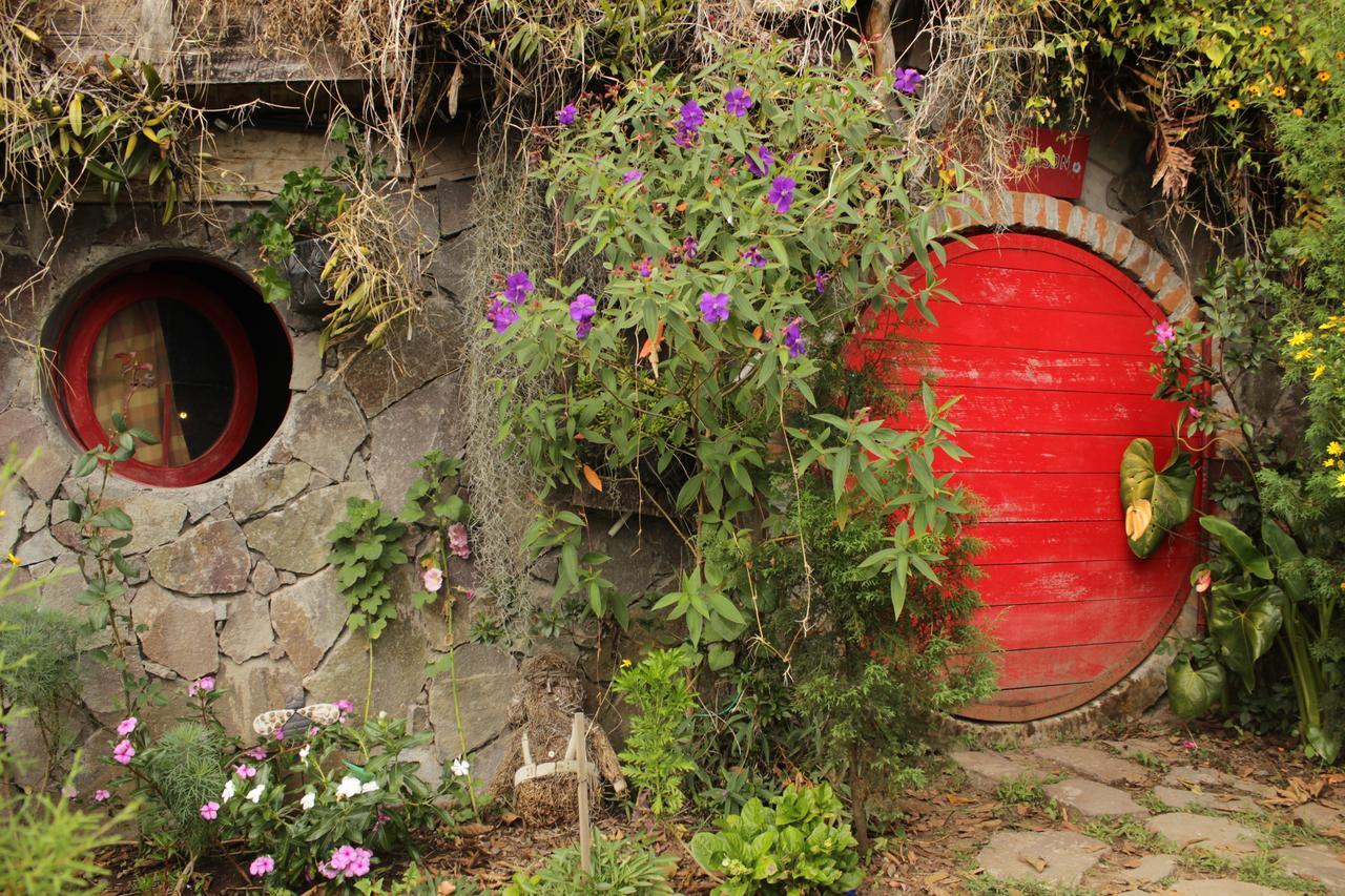 The Hobbit La Comarca Hotel Nueva San Salvador Luaran gambar