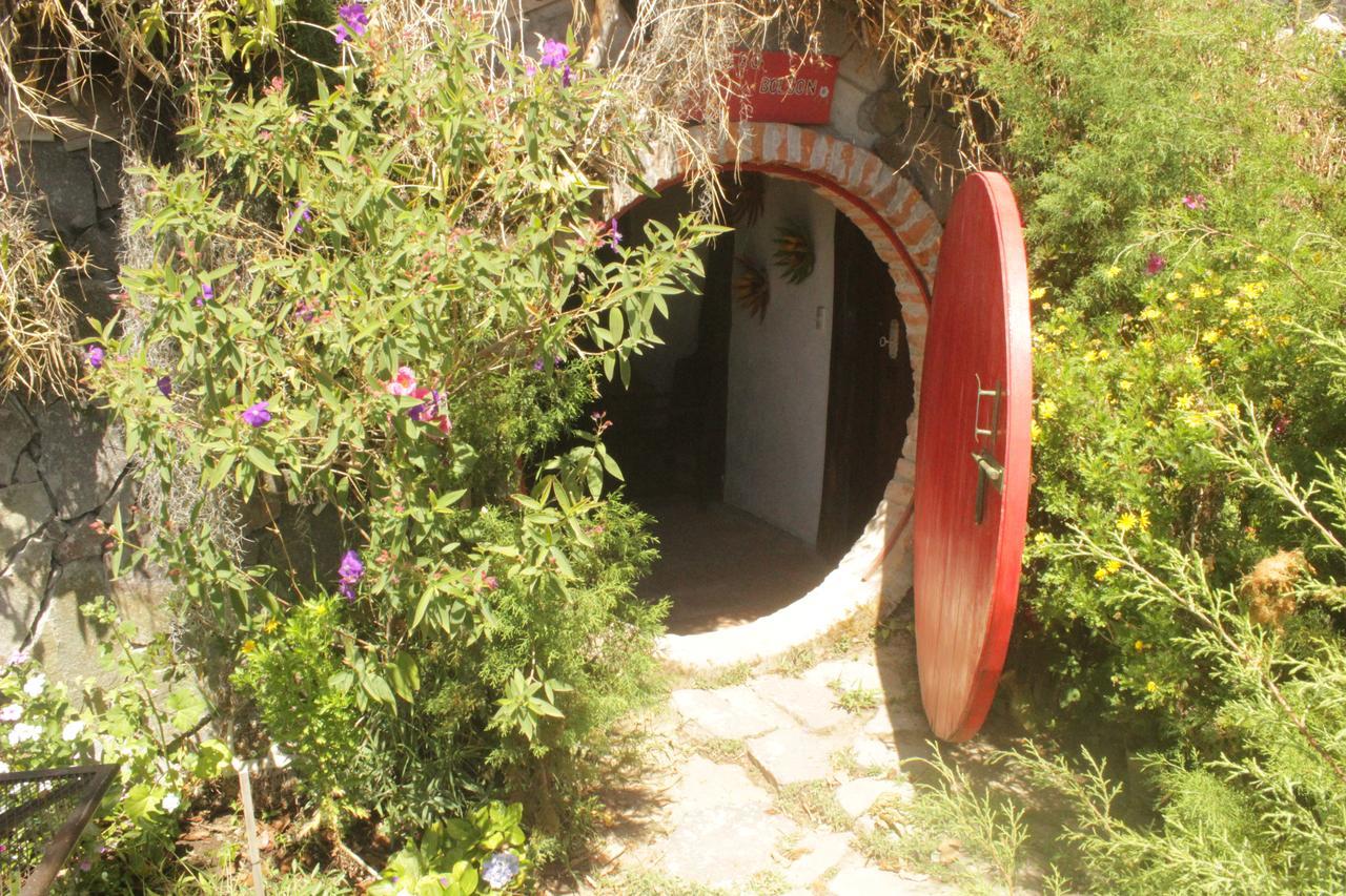 The Hobbit La Comarca Hotel Nueva San Salvador Luaran gambar