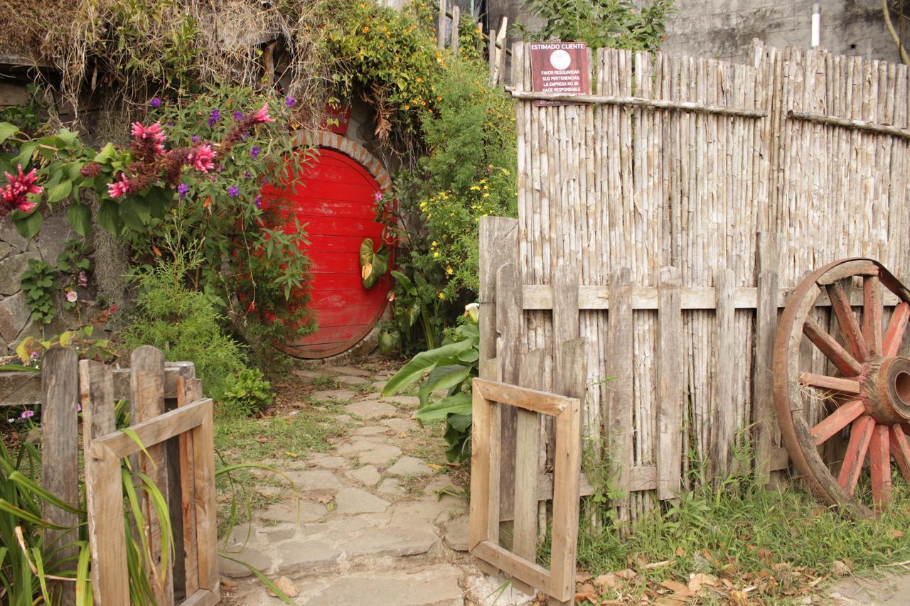 The Hobbit La Comarca Hotel Nueva San Salvador Luaran gambar