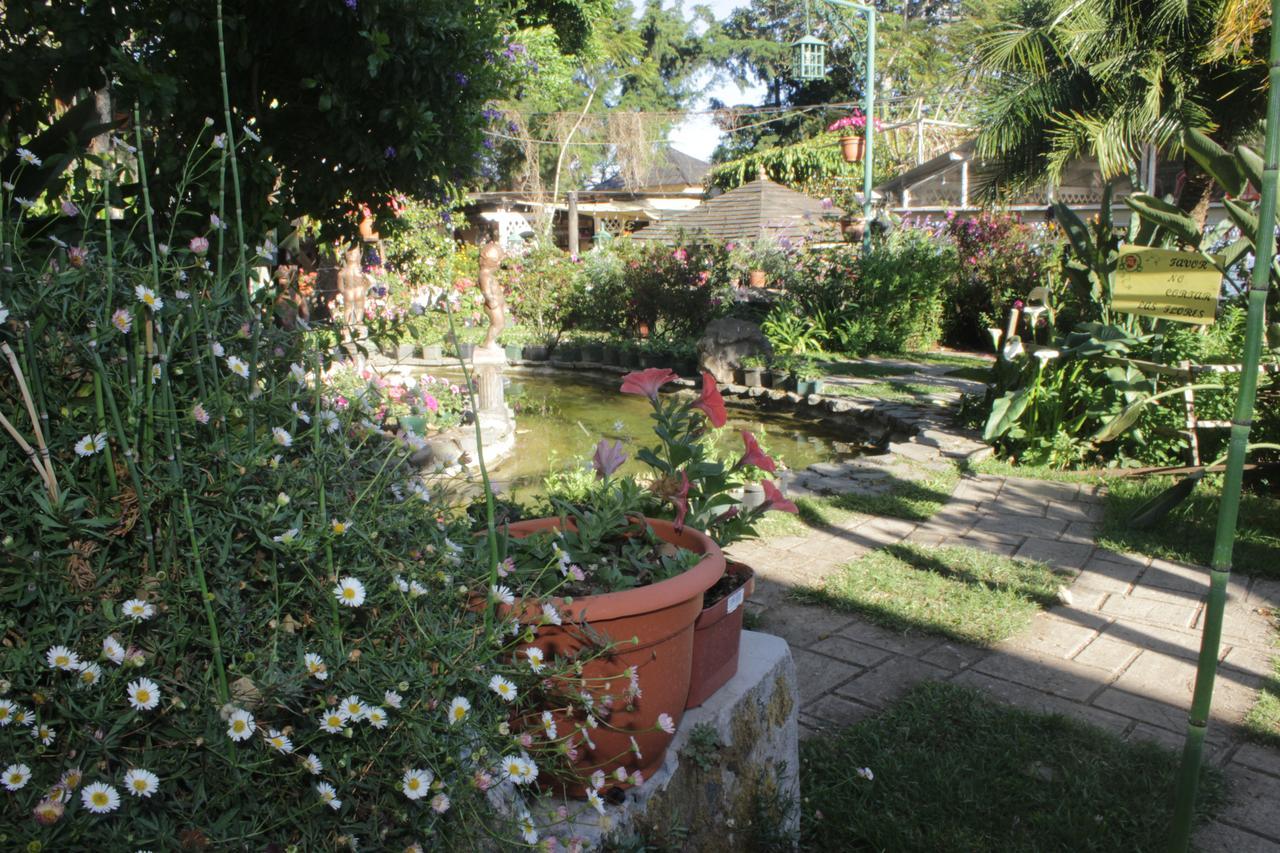 The Hobbit La Comarca Hotel Nueva San Salvador Luaran gambar