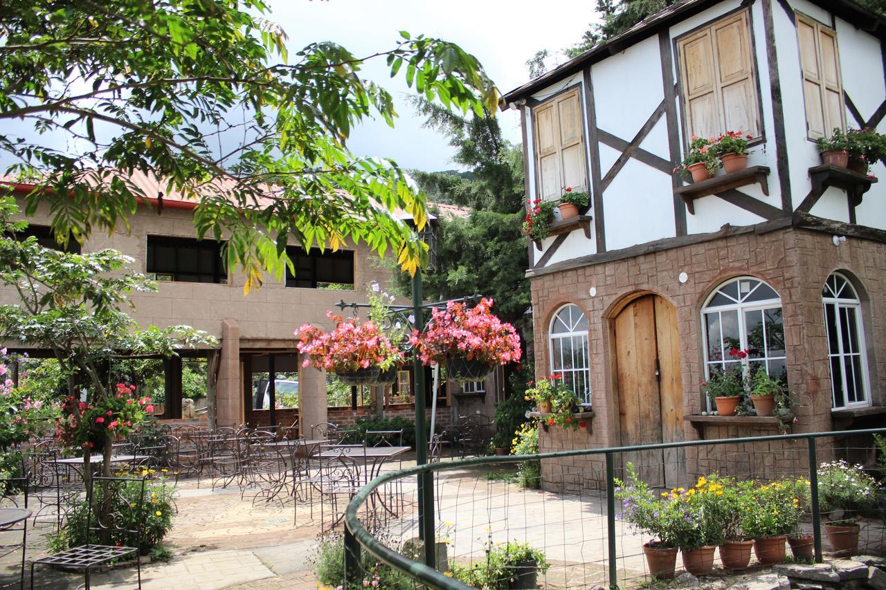 The Hobbit La Comarca Hotel Nueva San Salvador Luaran gambar
